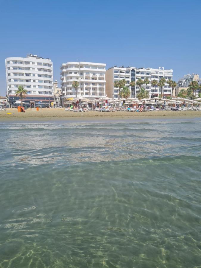 Alex Beach Apartment 51 Ларнака Екстериор снимка